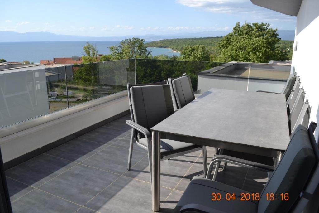 My Paradies - Njivice Penthouse*** Exterior foto